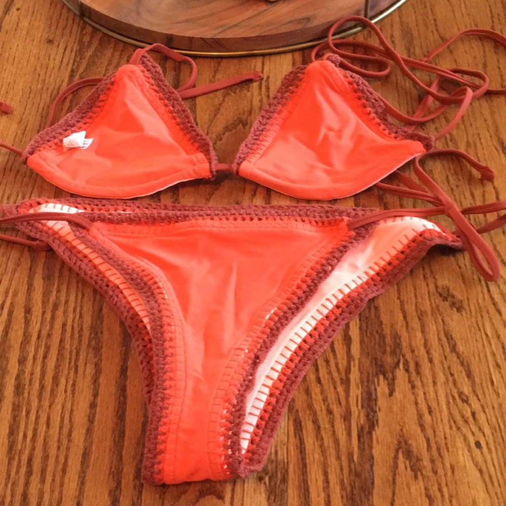 Reversible bikini! - Picture 4 of 7